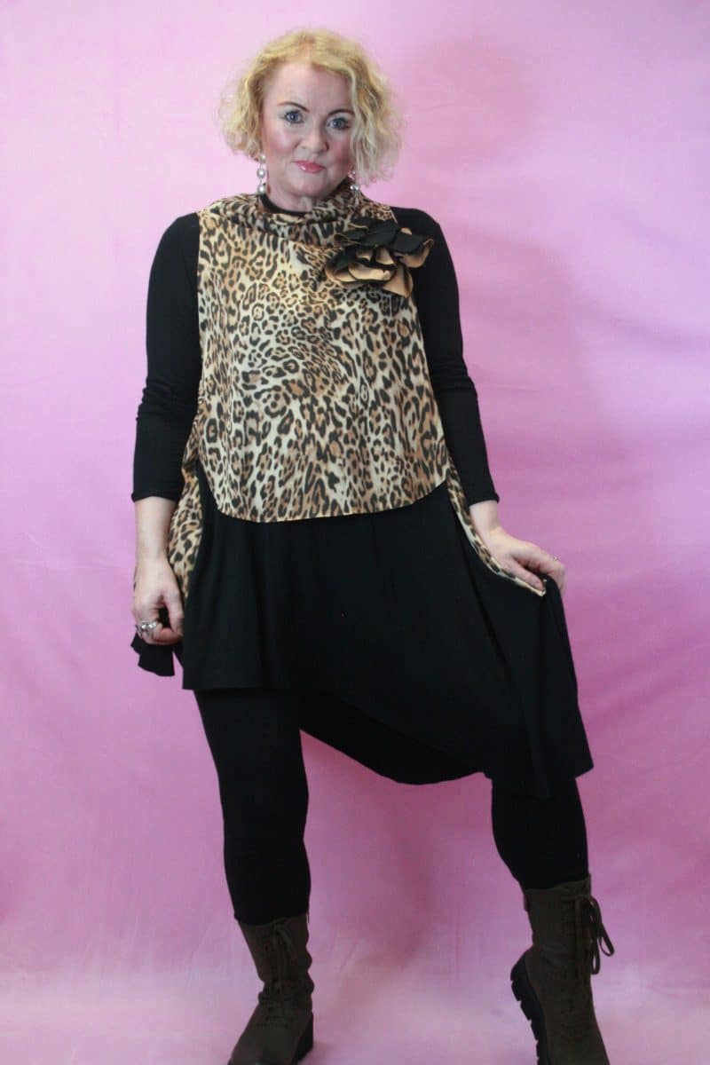 ID Short Leopard Print Hi-Lo Tabard
