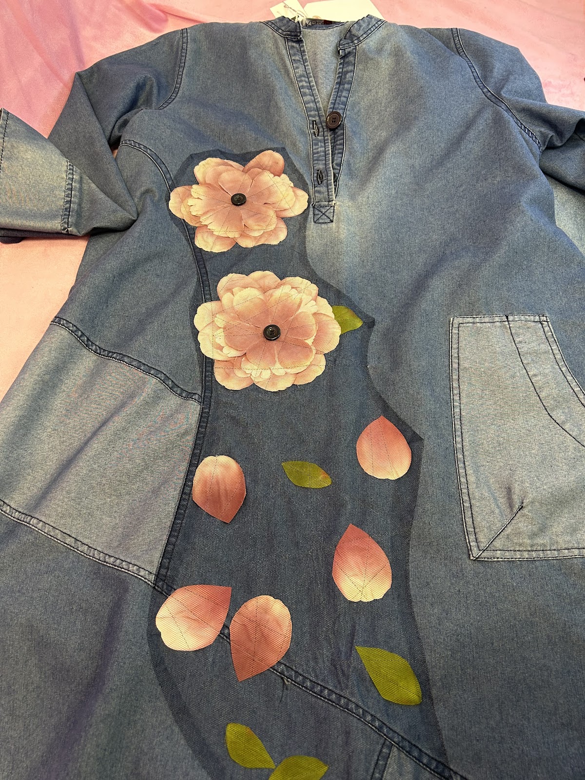 Q is for Quirky, KEKOO Upcycled/ Appliqué Denim Dress sz1 - Image 4