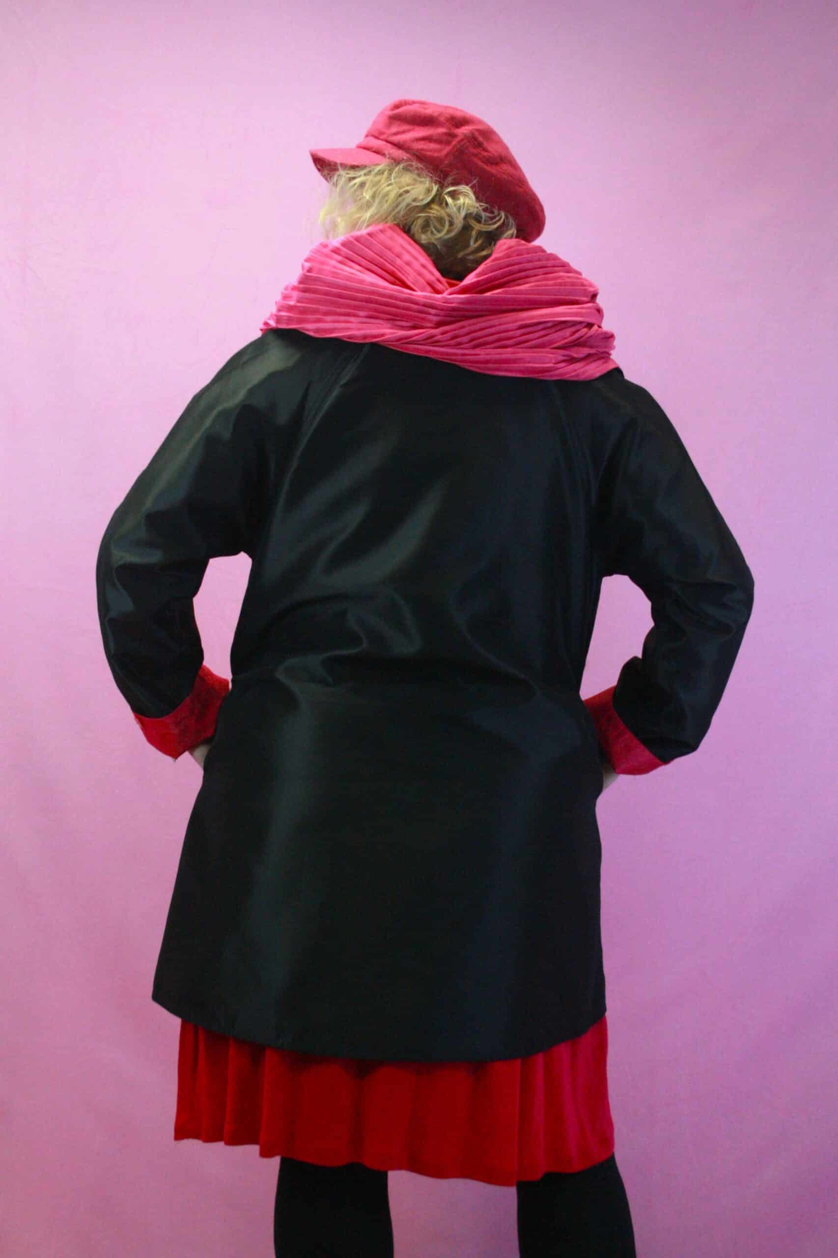OOPERA, Pink/ Black Reversible Water Repellant Rain Coat L - Image 4