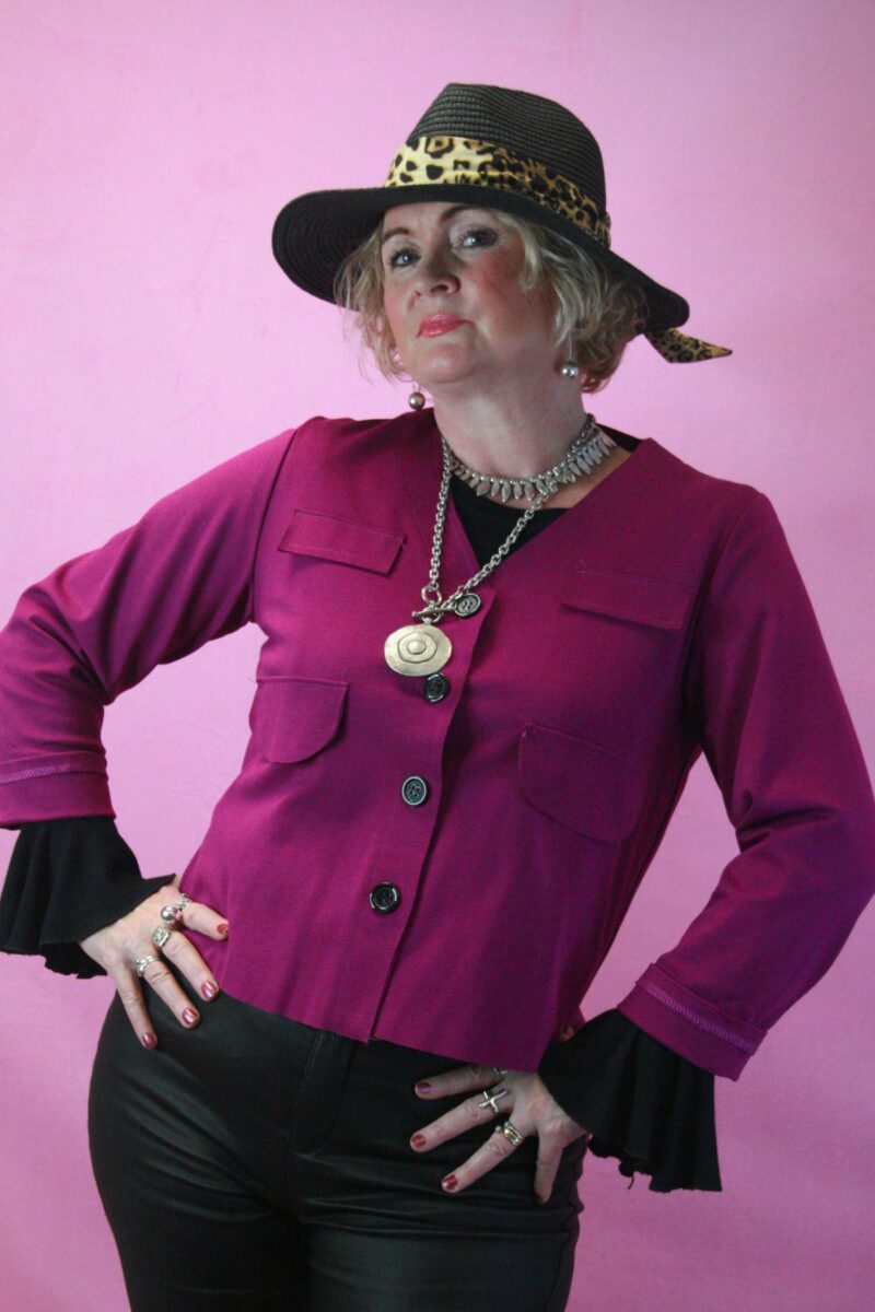 ID Magenta Short Buttoned Jacket O/S